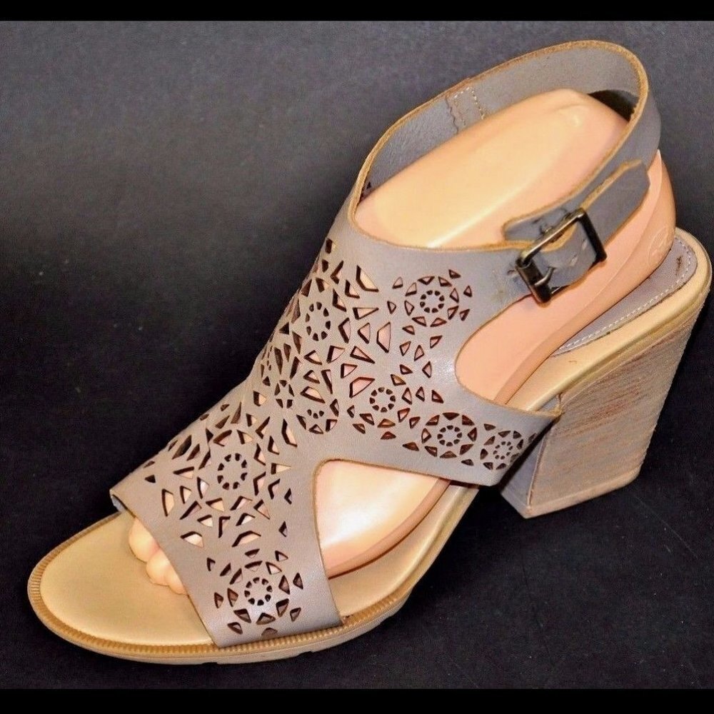 Barbara Barbieri Taupe Perforated Cutout Slingback Sandals Booties Block Heels 9